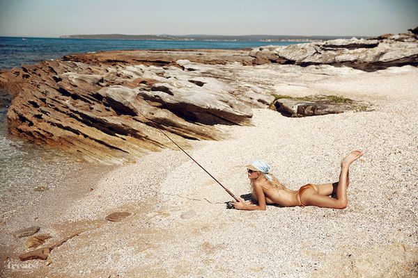 Clara-Rosager by Cameron Hammond